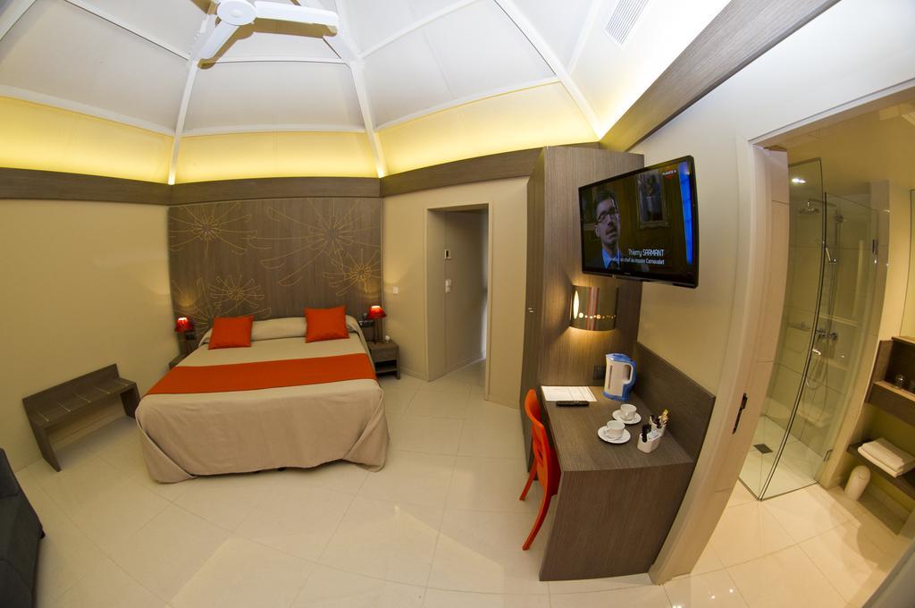 Hotel Koulnoue Village Hienghène Kamer foto